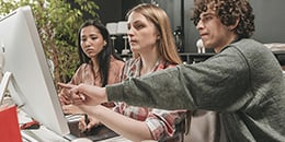 260px-3-young-people-computer-meet-platinum-group-payroll