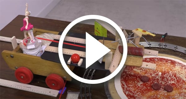making-pizza